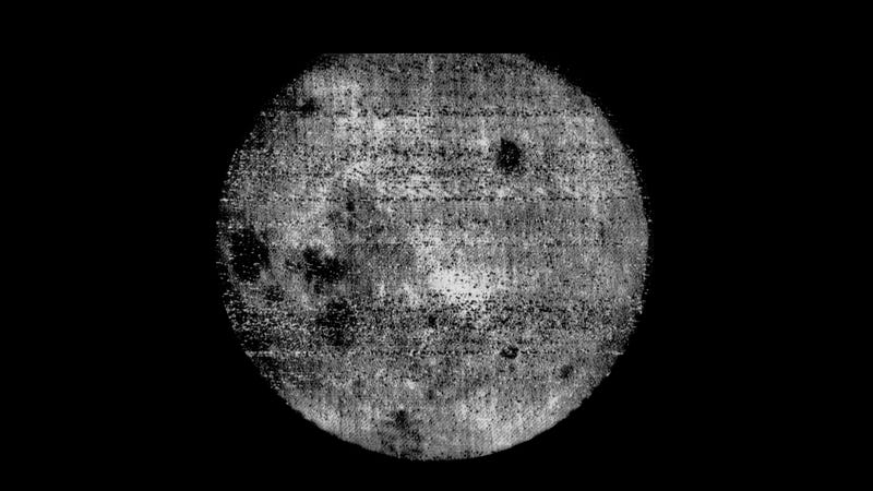 First image of the Moon's far side taken by Luna 3